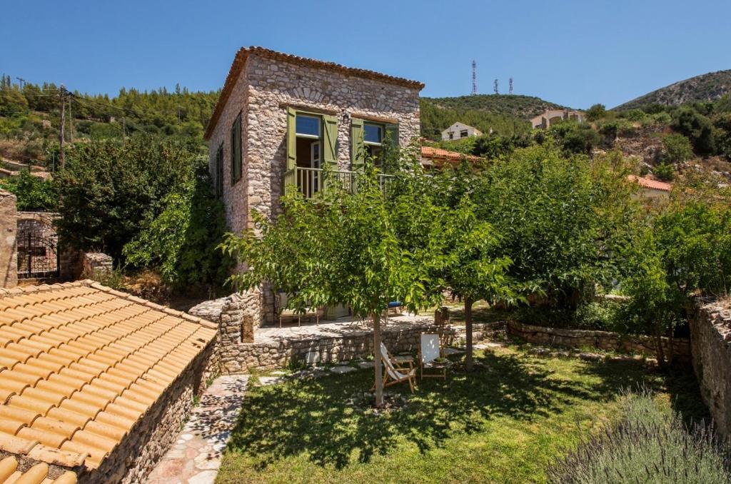 Kyparissia Old Town Lodge With Amazing Sea View Exterior photo